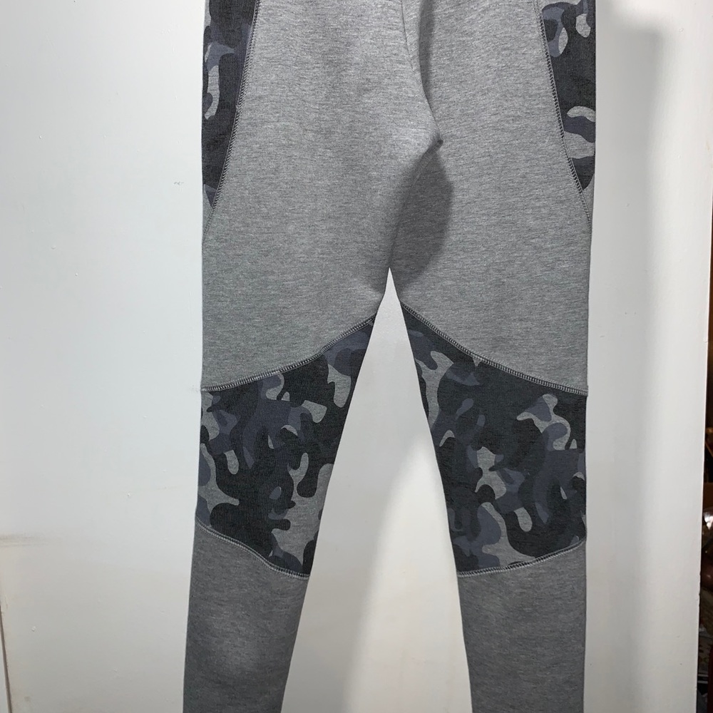 SOLD-Youth medium Nike camo sweats-SOLD - Picture 1 of 3